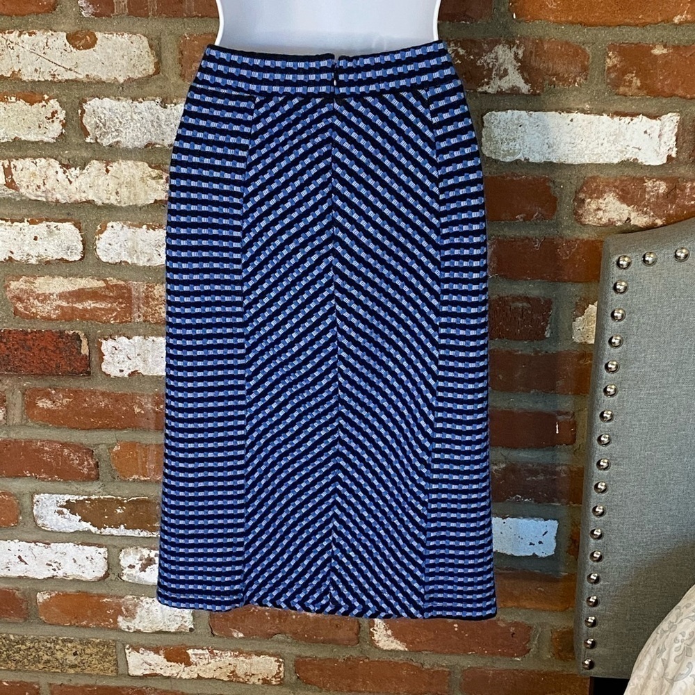 Anthropologie Maeve textured indigo pencil skirt Size XS - Picture 4 of 8